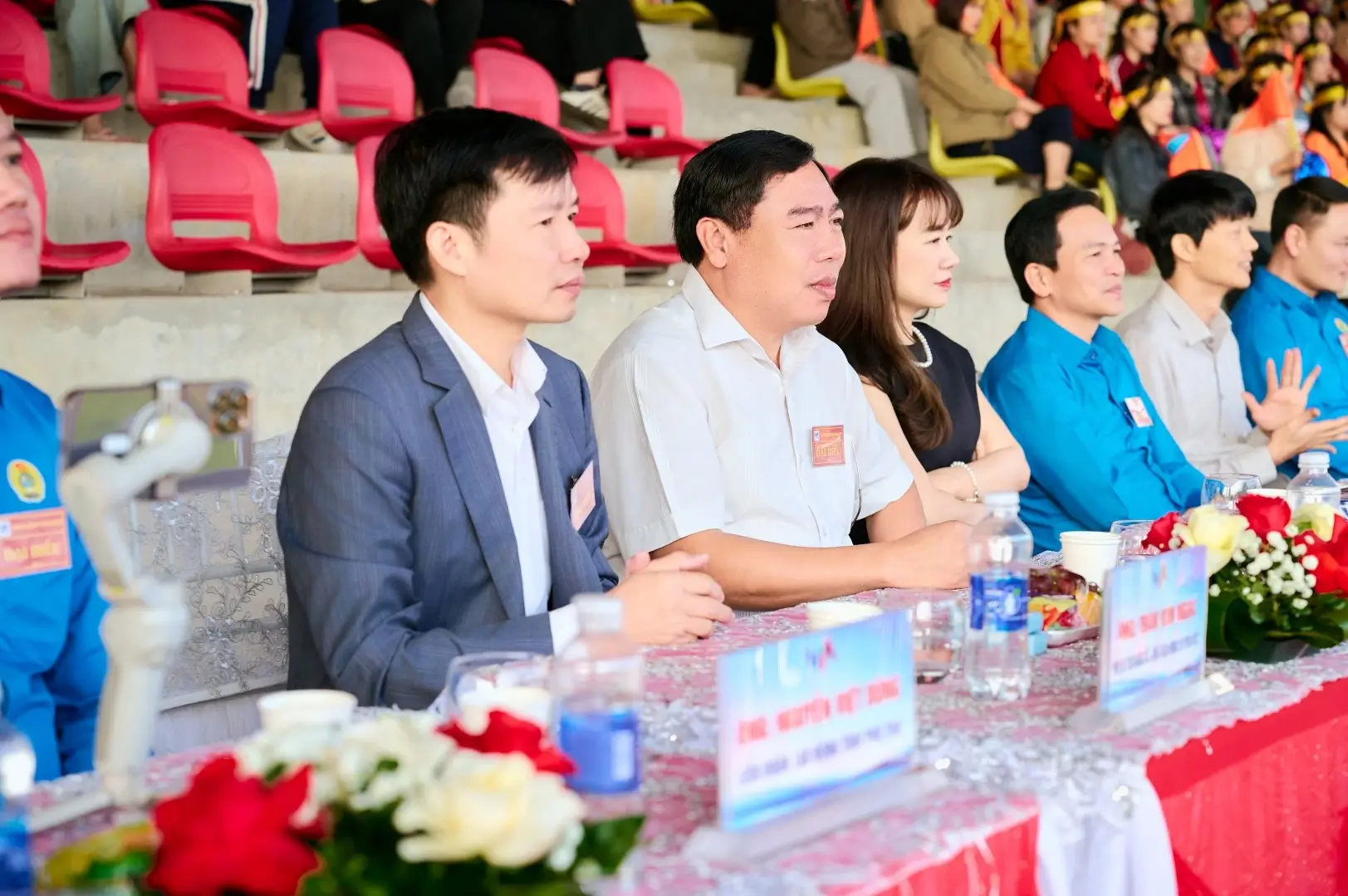 Representative of the Phu Khe commune leadership
